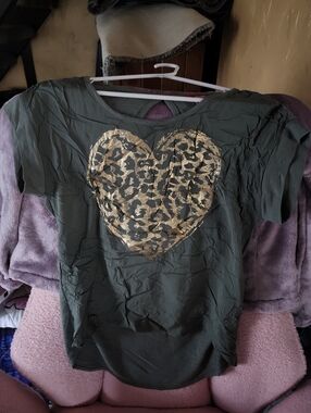 BONGO Olive Green Top with Gold Leopard Heart